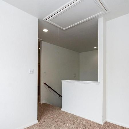 Lovely Downtown Room #2 No Smoking No Kids Second Floor هيوستن المظهر الخارجي الصورة